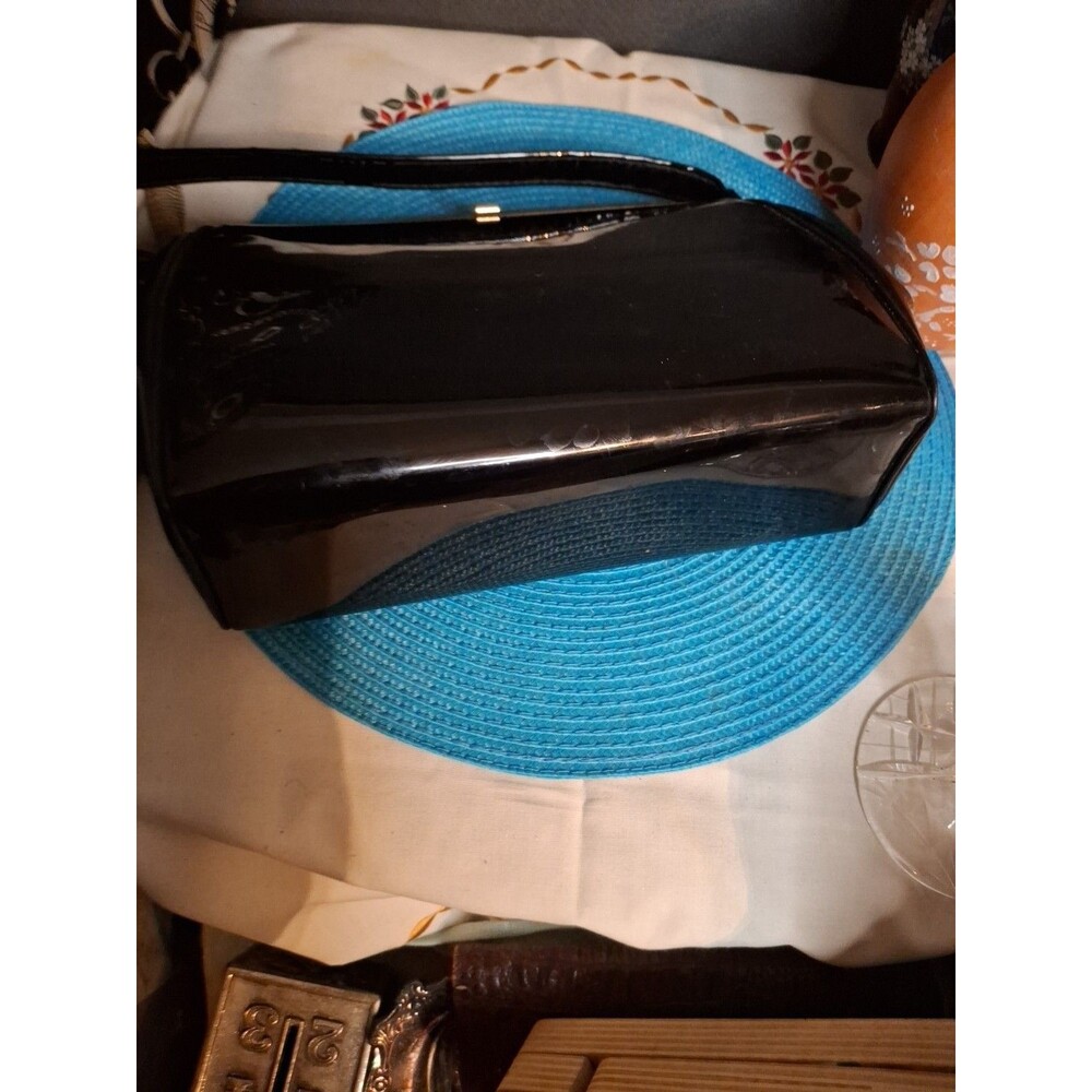 vintage black patent leather purse - Picture 13 of 16